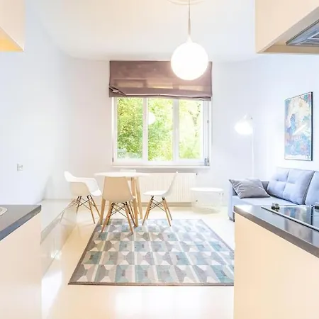 Apartment Rozana, Stary Mokotow